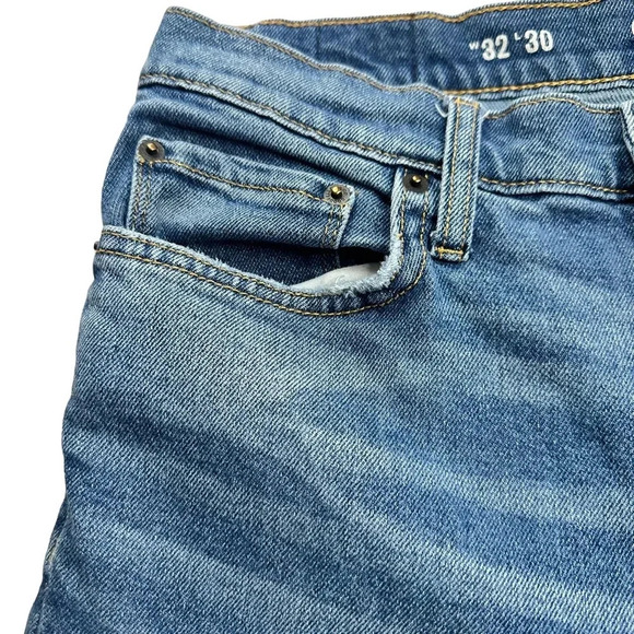 Goodfellow Distressed Jeans Size 32 x 30 - Picture 7 of 9